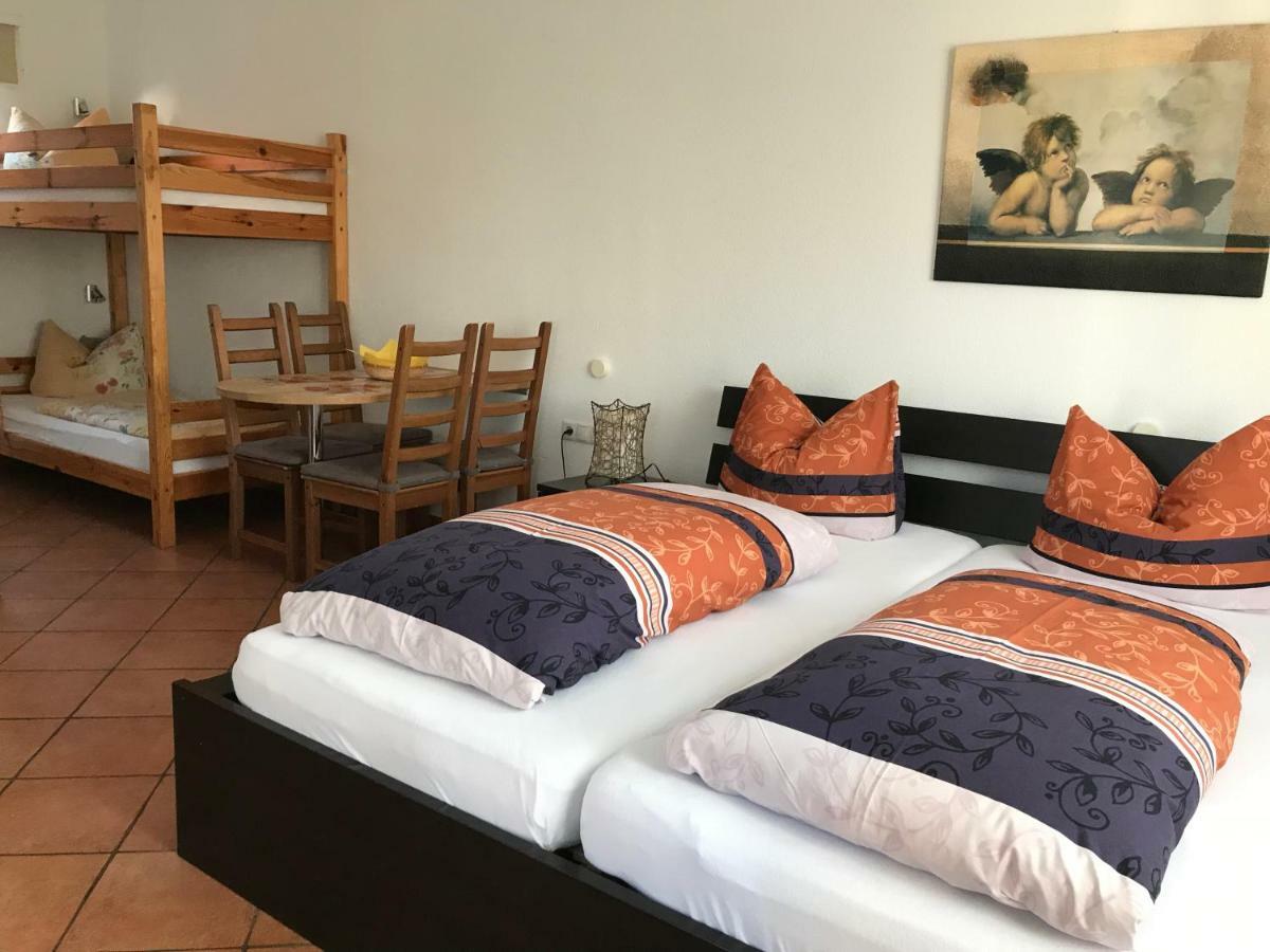 Gaestehaus Am Bach รูสท์ ภายนอก รูปภาพ